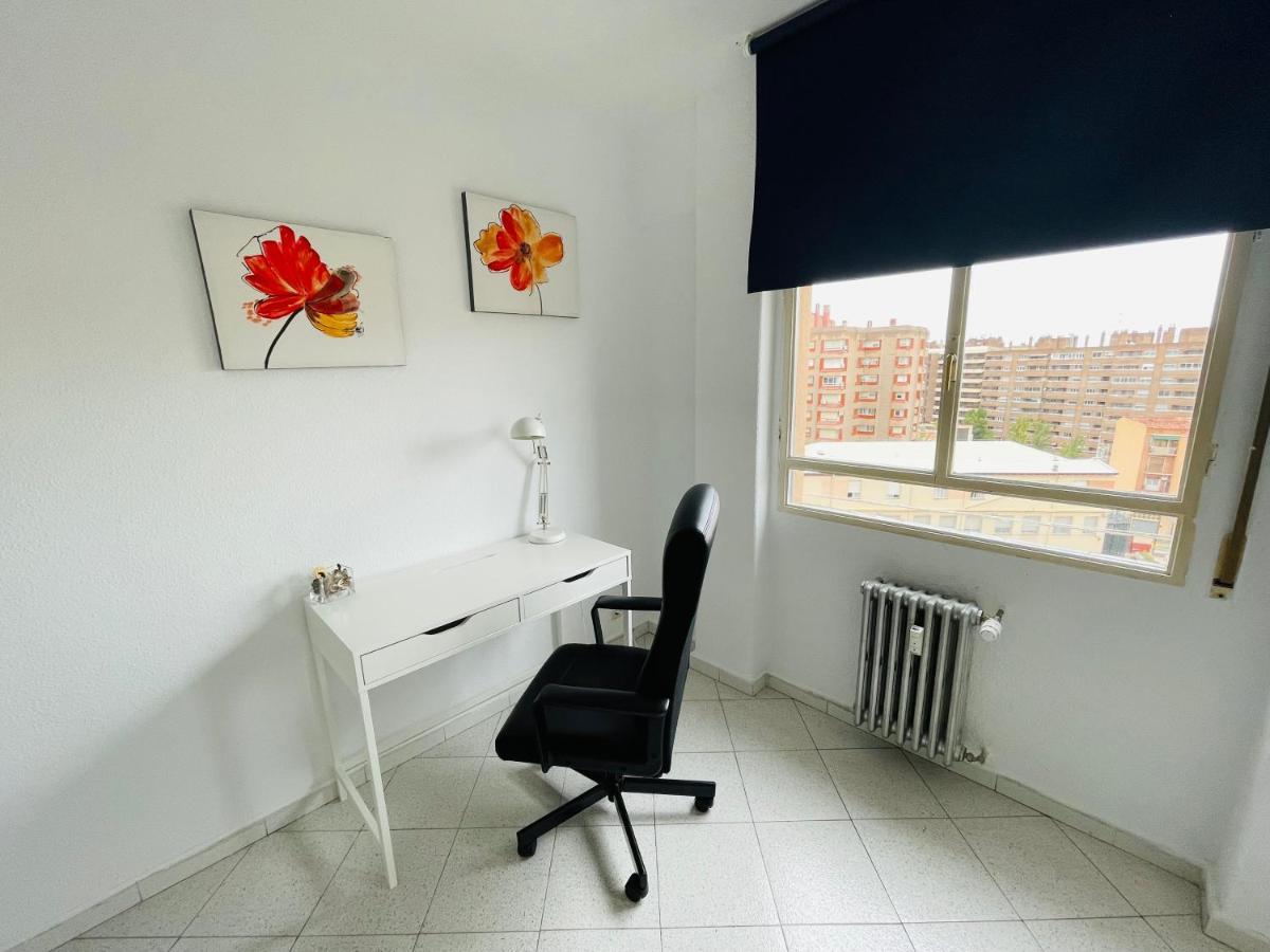 Apartamento Tenor Fleta Apartment Zaragoza Bagian luar foto