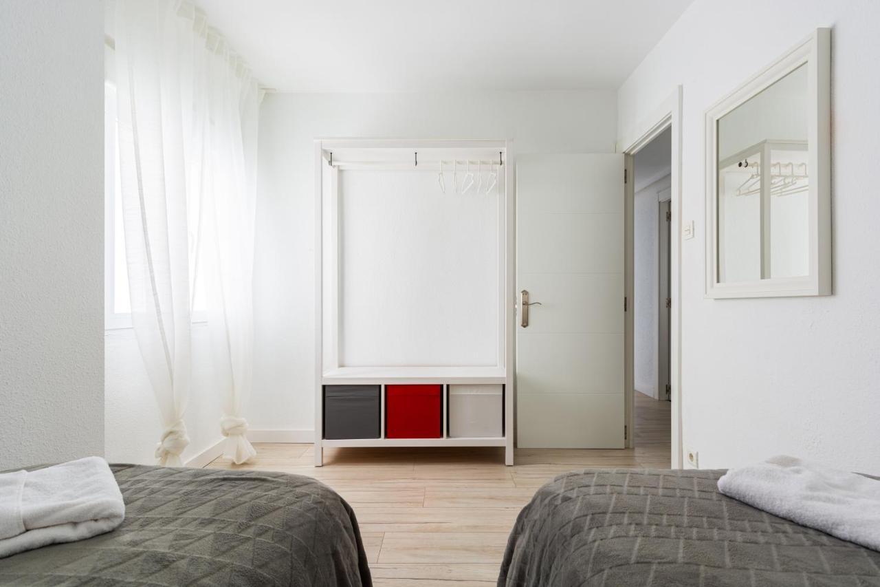 Apartamento Tenor Fleta Apartment Zaragoza Bagian luar foto